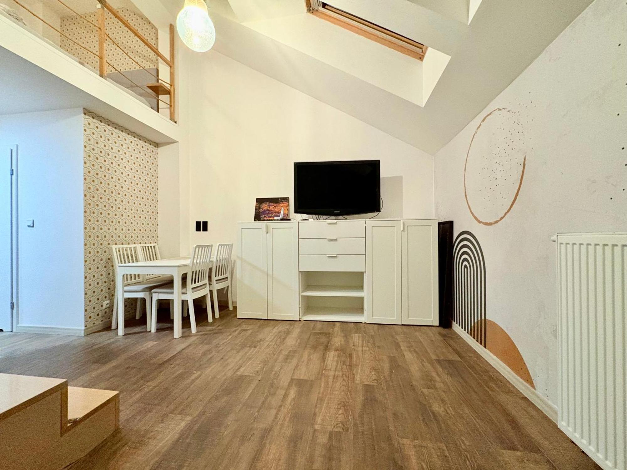 Caput Mundi Apartment Krakow Luaran gambar