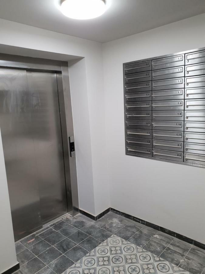Caput Mundi Apartment Krakow Luaran gambar