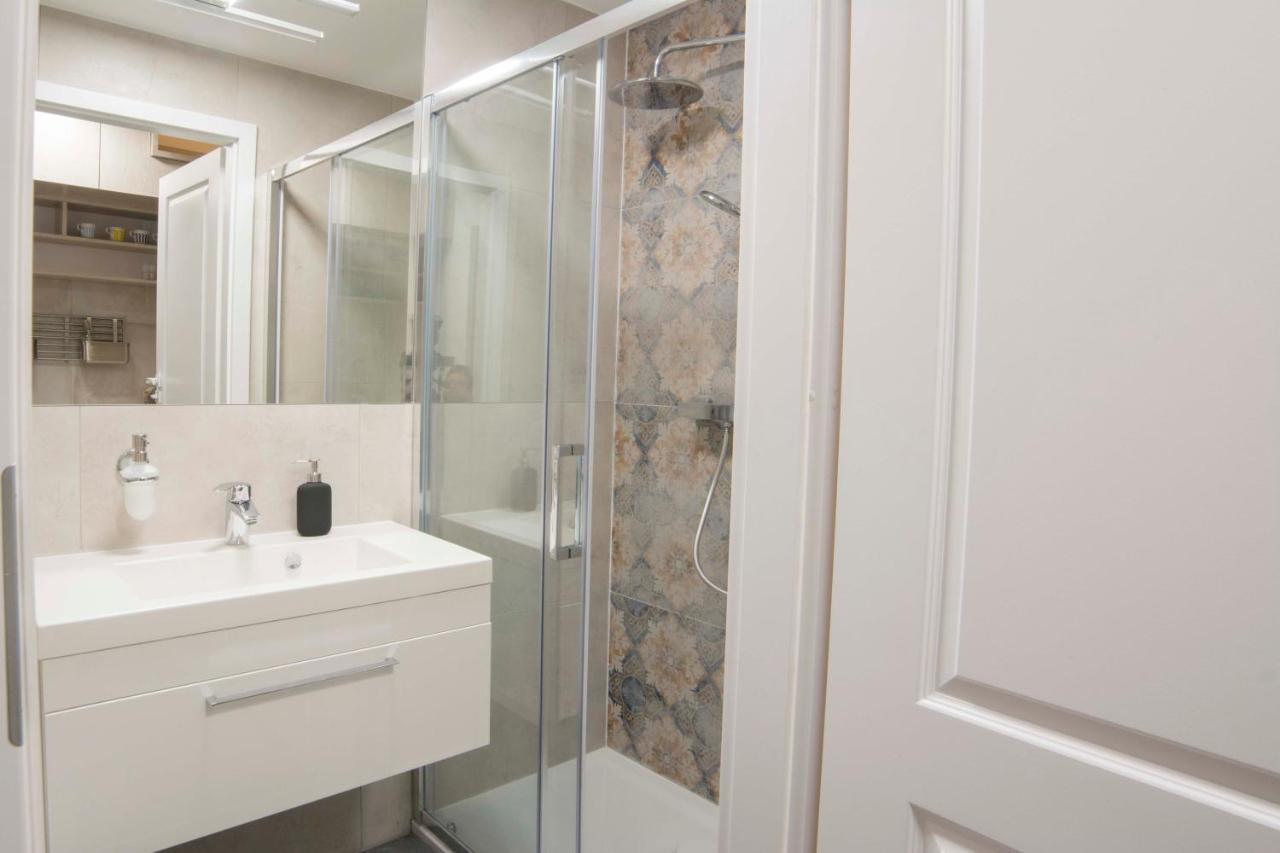 Caput Mundi Apartment Krakow Luaran gambar