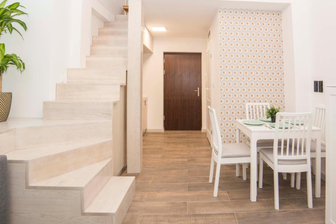 Caput Mundi Apartment Krakow Luaran gambar